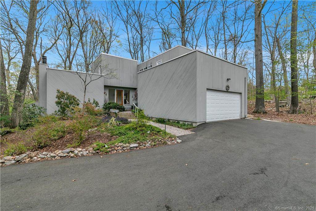 7 Fir Tree Drive - Photo 1