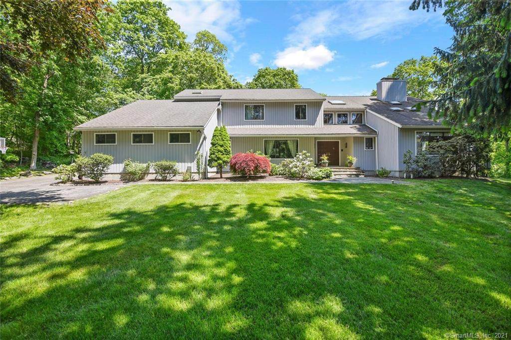84 Valley View Drive - Photo 1