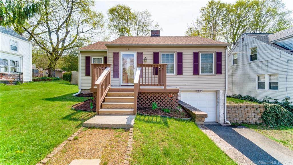 35 Lakeview Street - Photo 1