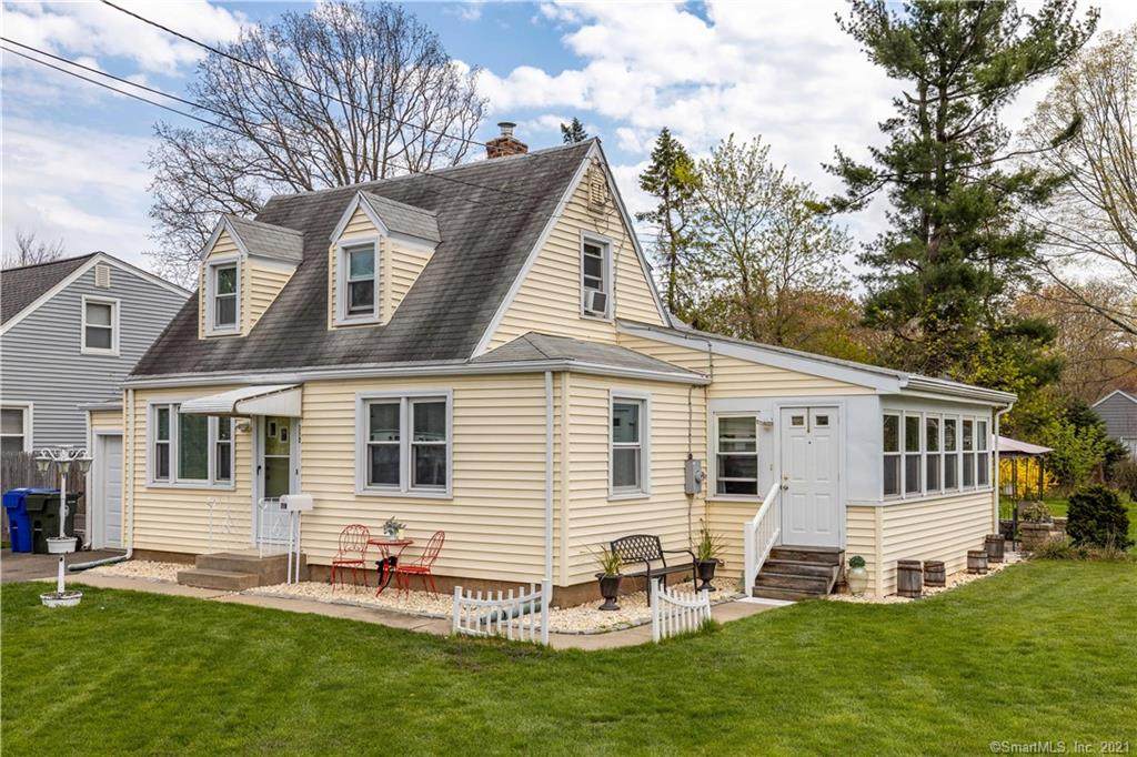 117 Hartford Avenue - Photo 1