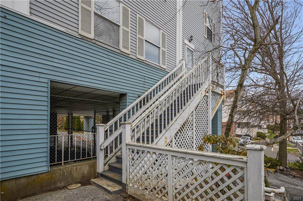 37 Greenwich Avenue - Photo 1