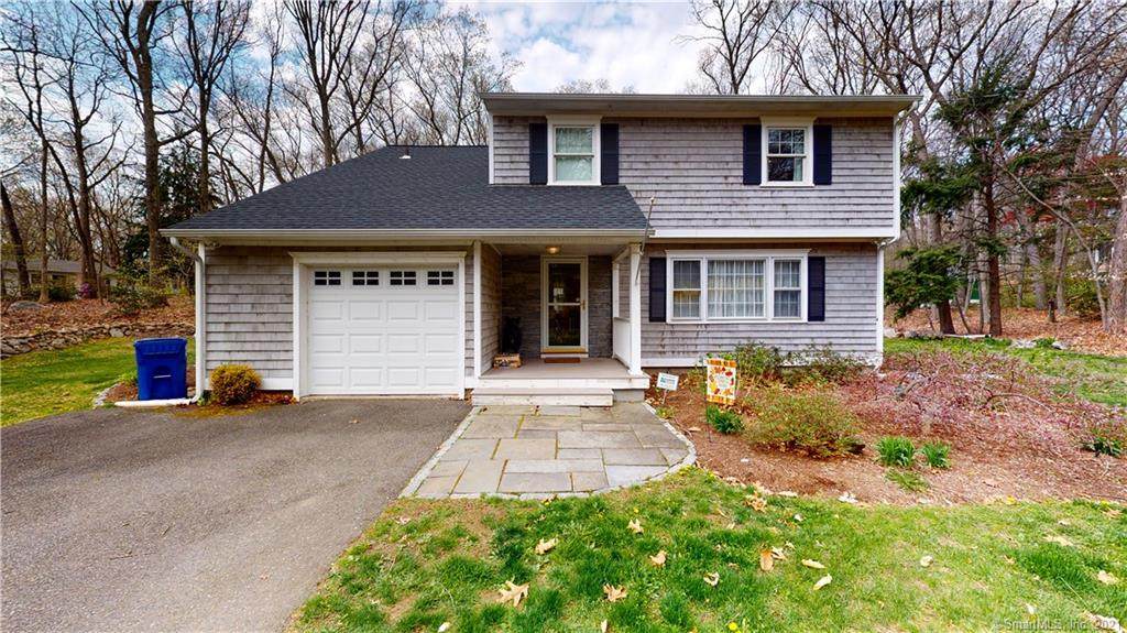 11 Stonehedge Road - Photo 1