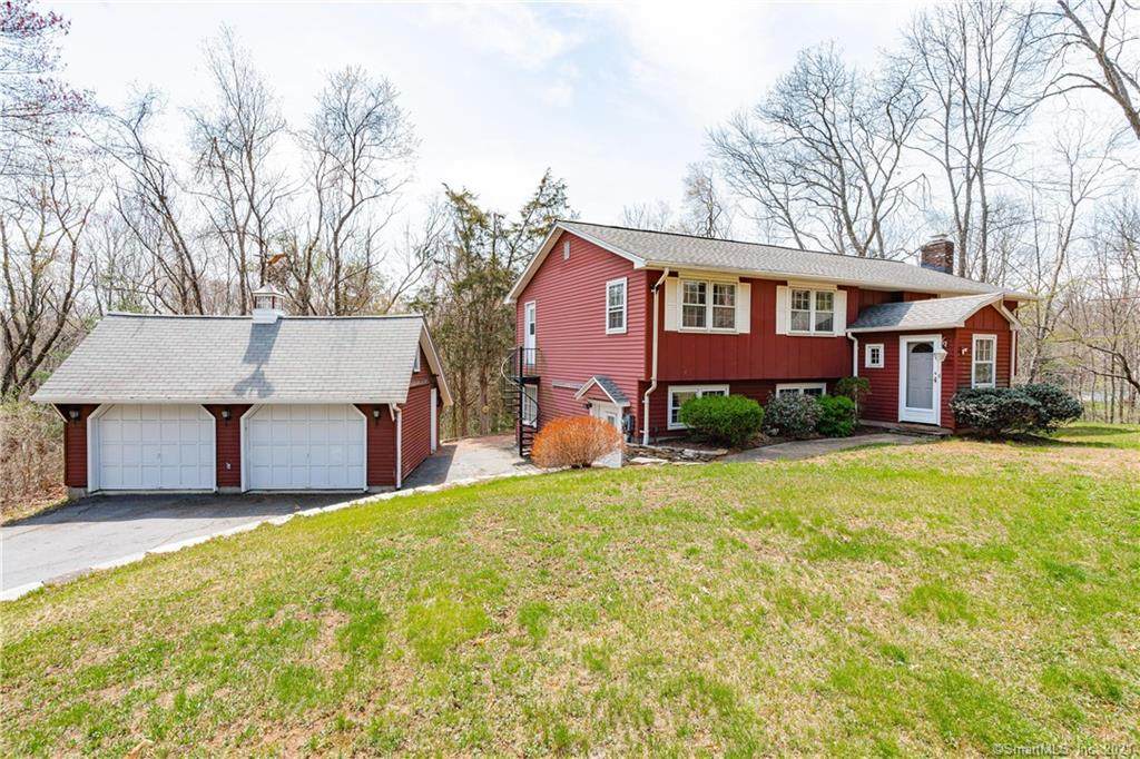 10 Standish Drive - Photo 1