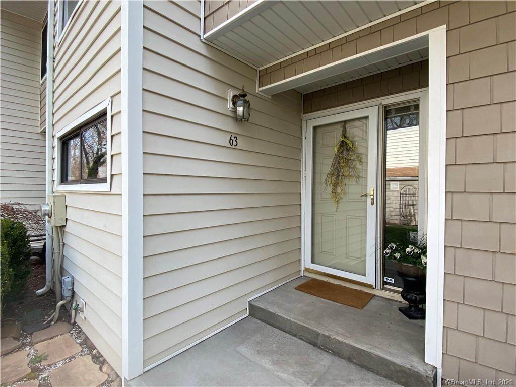63 Currier Way - Photo 1