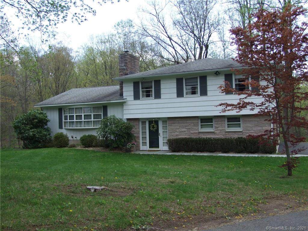5 Meadow Drive - Photo 1