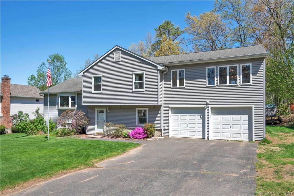 62 Lake Garda Drive - Photo 1