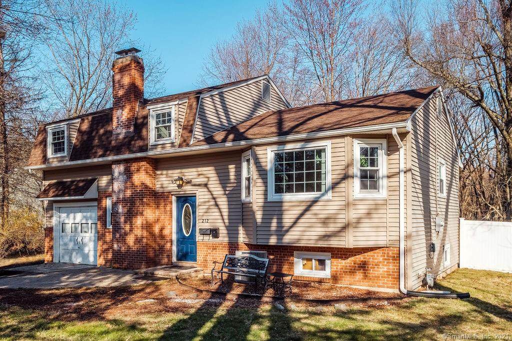 212 Mountain Road - Photo 1