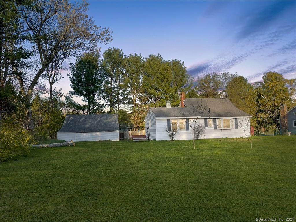 912 Manchester Road - Photo 1
