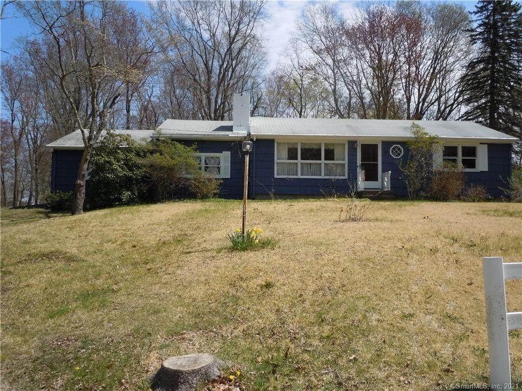 29 Lynn Drive - Photo 1