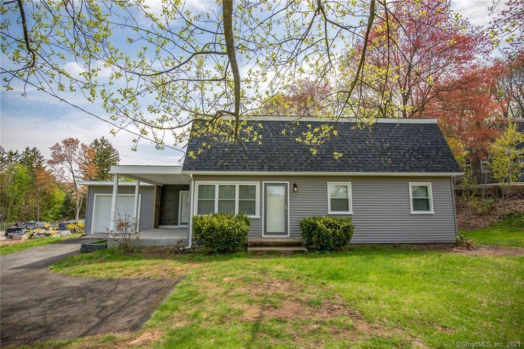 576 East Street - Photo 1