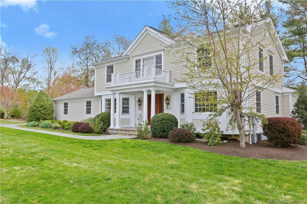 2 Pequot Drive - Photo 1