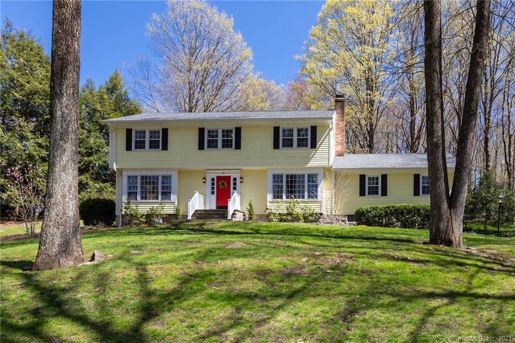 9 Lounsbury Road - Photo 1