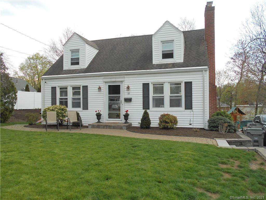 10 Avondale Road - Photo 1