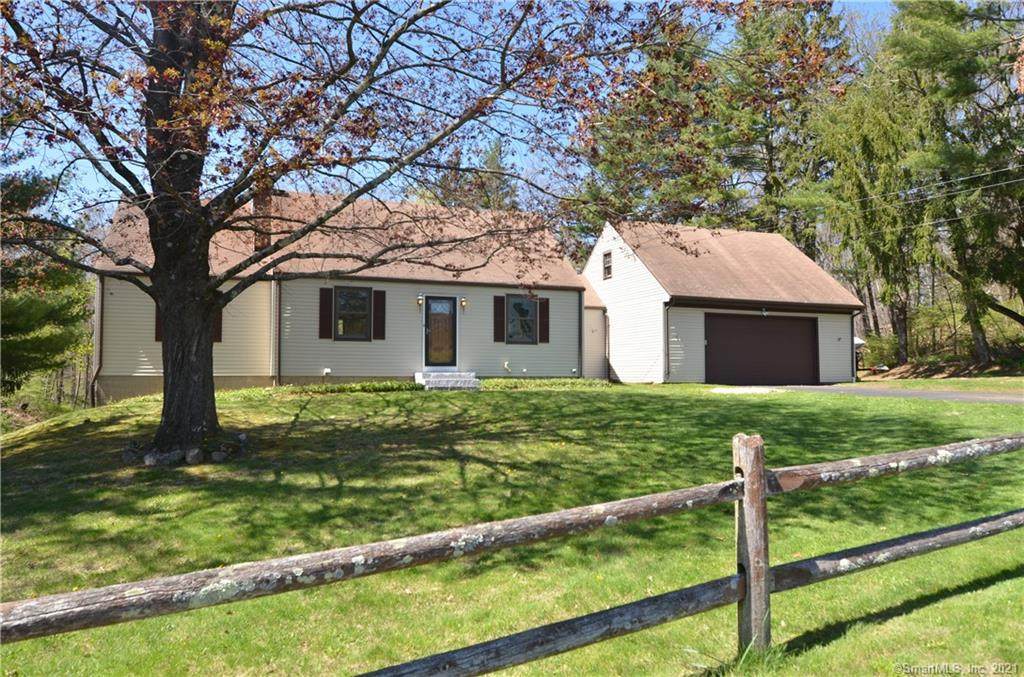 6 Taunton Lake Road - Photo 1