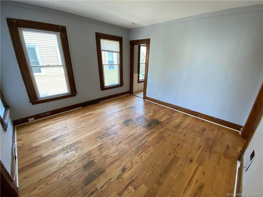 106 Thompson Street - Photo 1