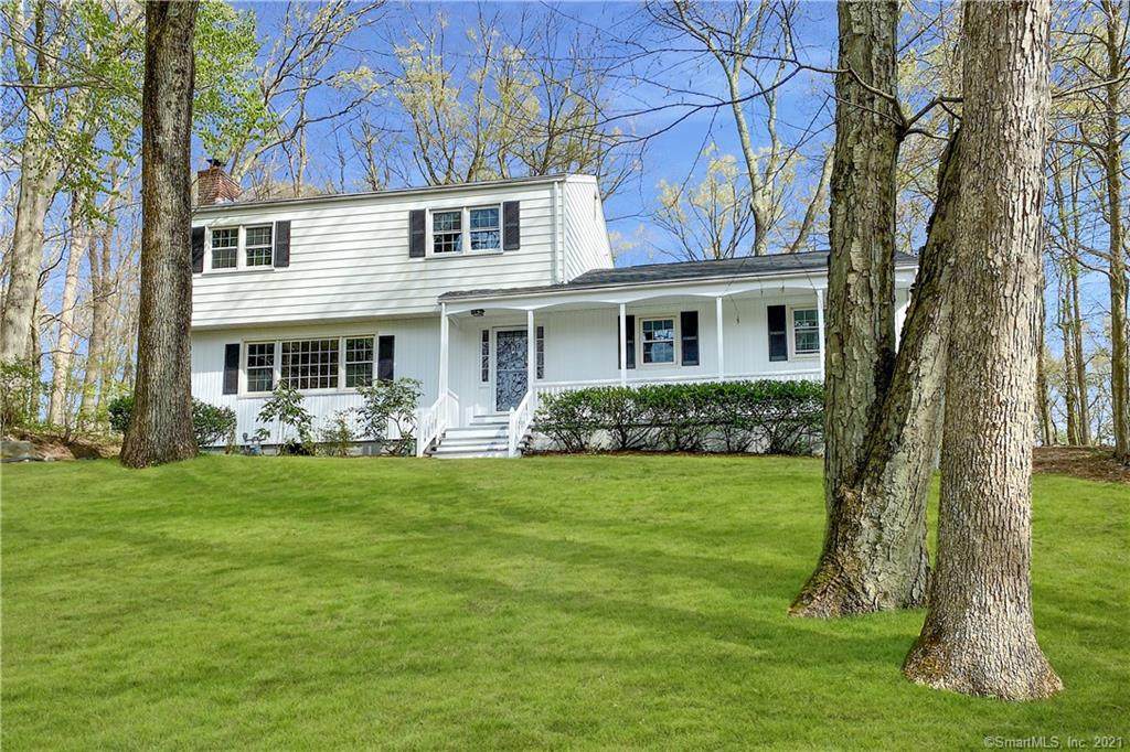 109 Studio Road - Photo 1