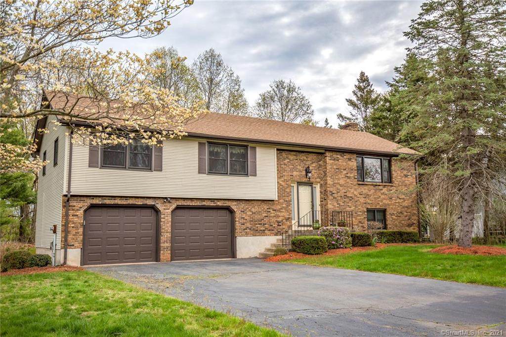 54 Lancaster Drive - Photo 1