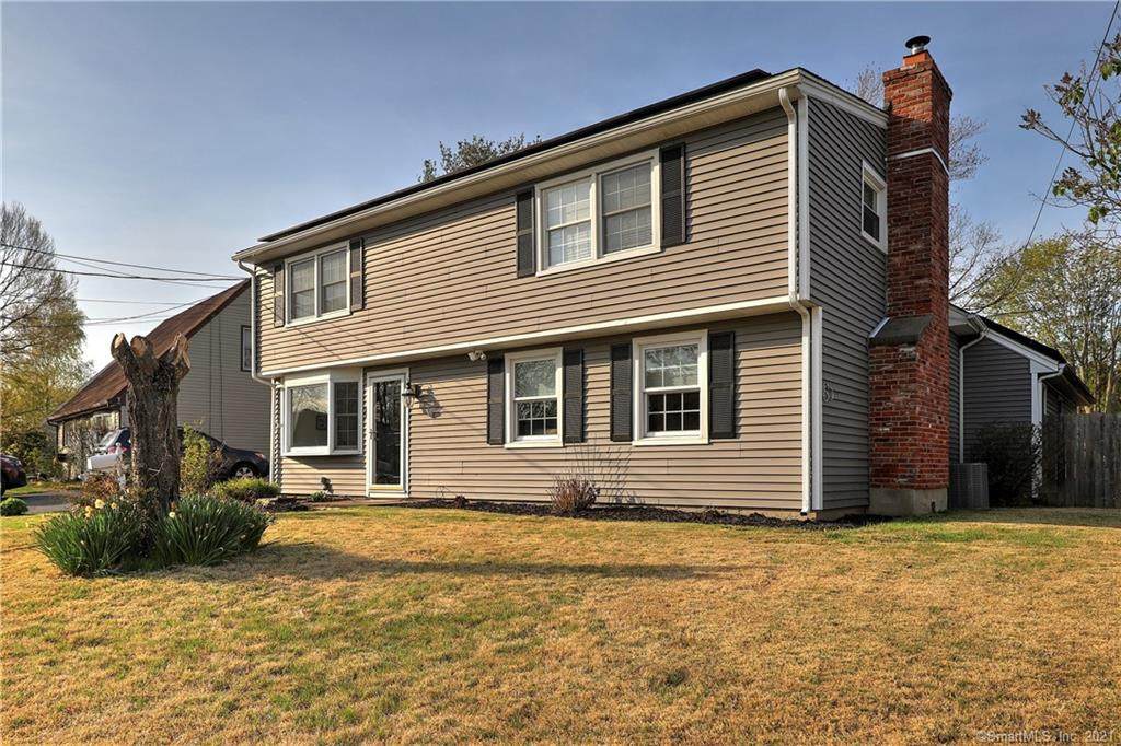 33 Meetinghouse Lane - Photo 1