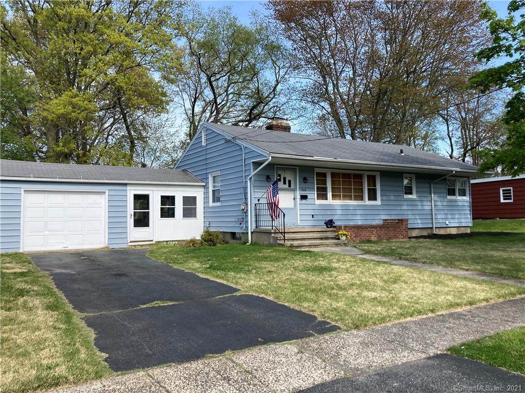 204 Legion Avenue - Photo 1