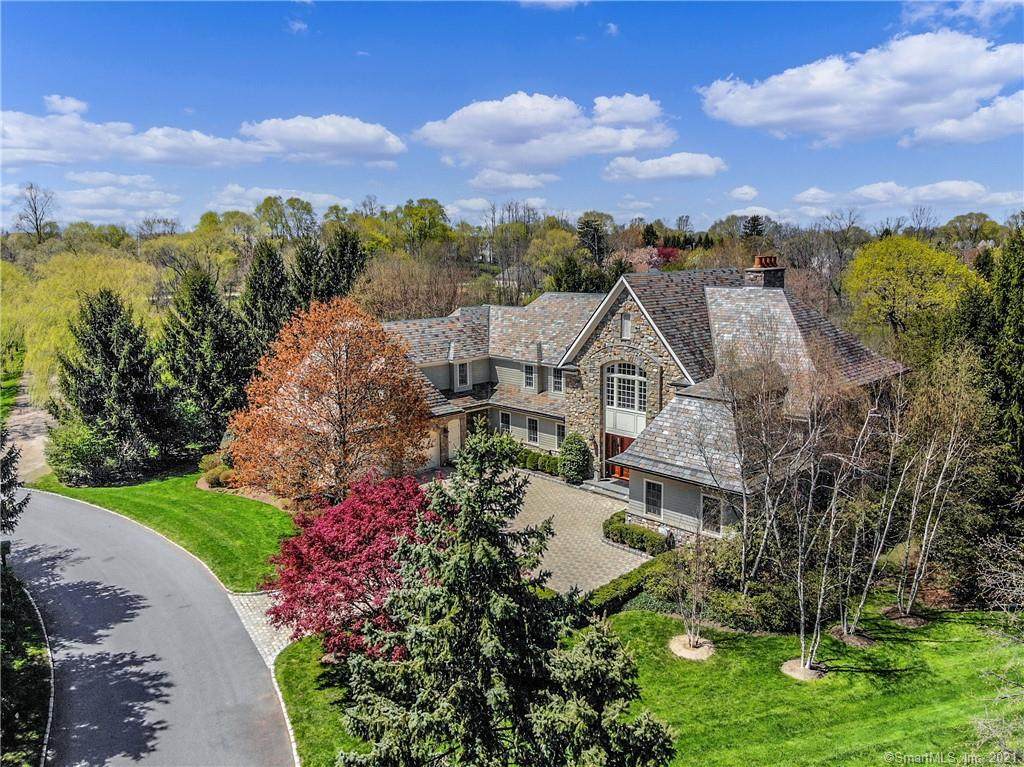 16 Chieftans Road - Photo 1