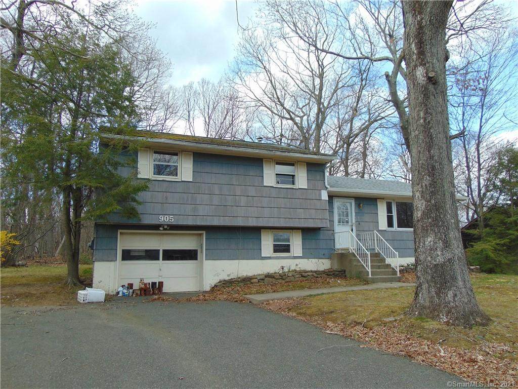 905 Spindle Hill Road - Photo 1