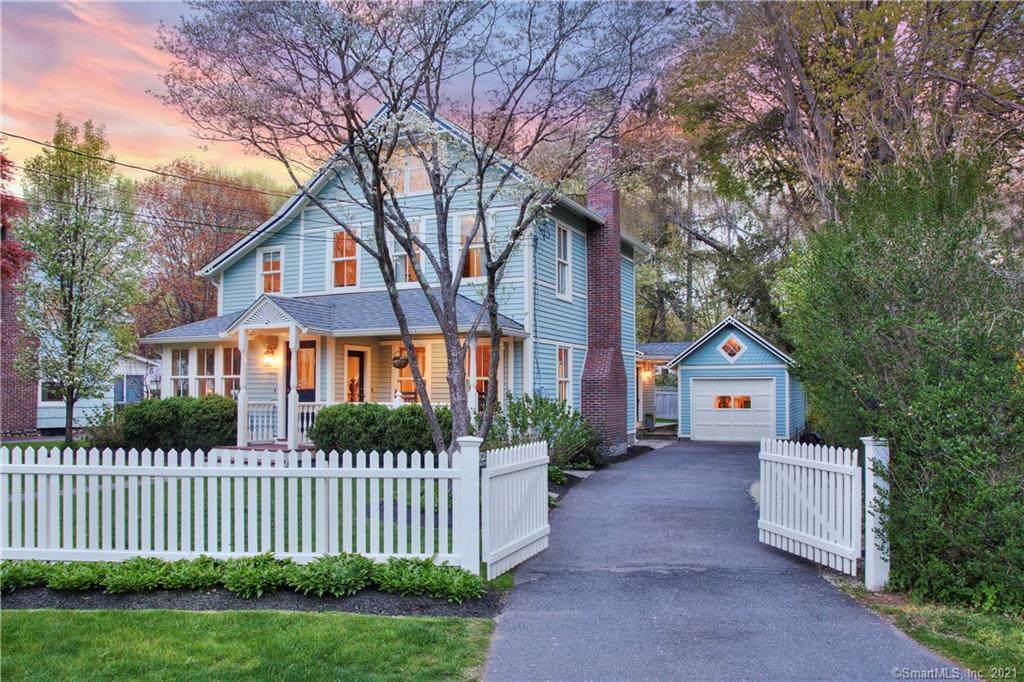 25 Evergreen Avenue - Photo 1