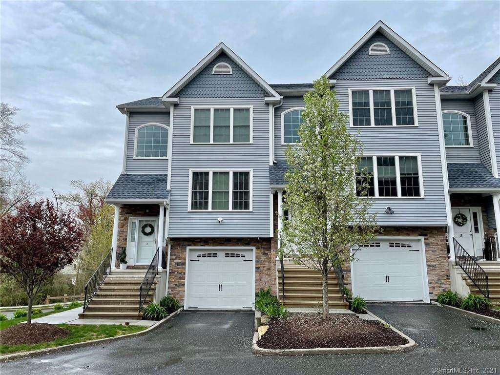 2 Oak Branch Drive - Photo 1