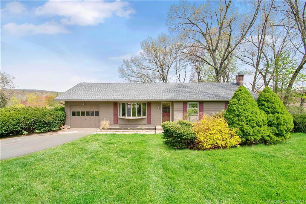 32 Hilltop Avenue - Photo 1