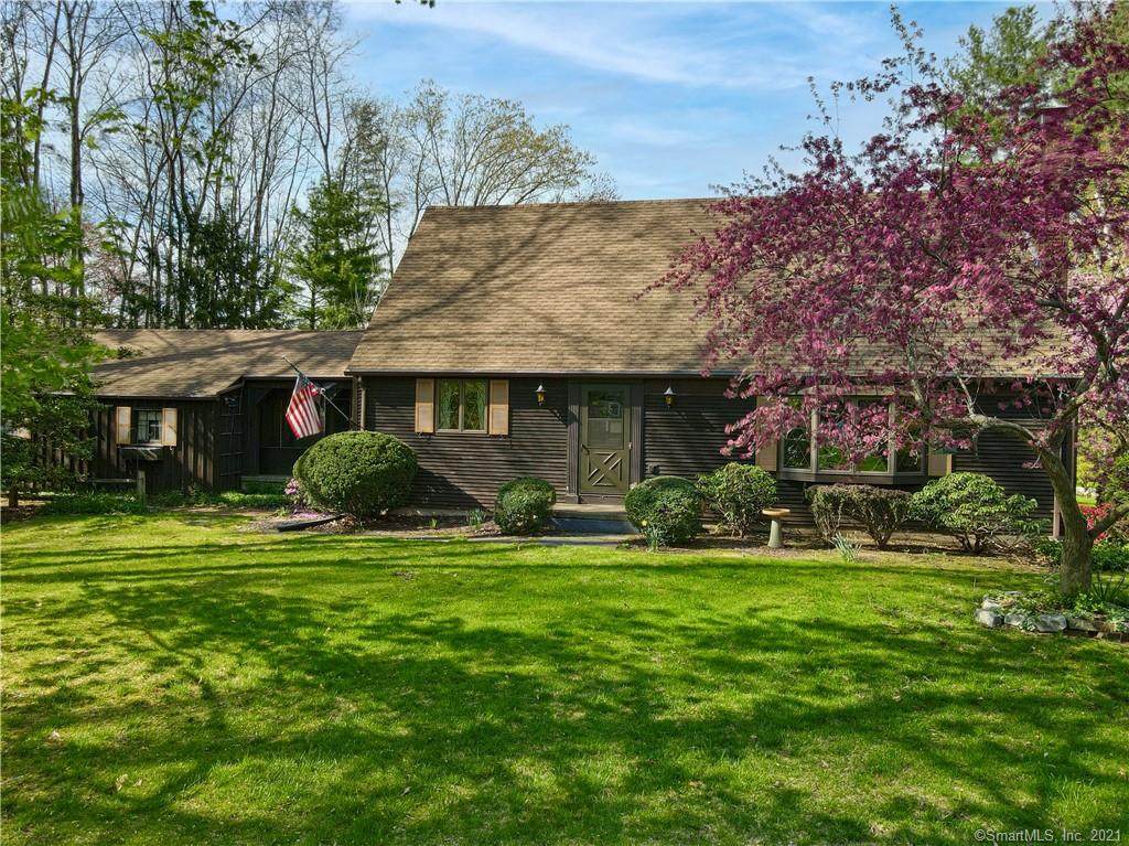36 Jamestown Road - Photo 1