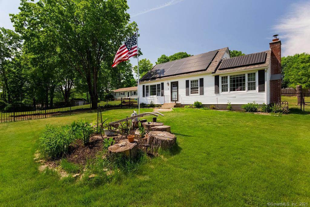 5 Crestwood Drive - Photo 1