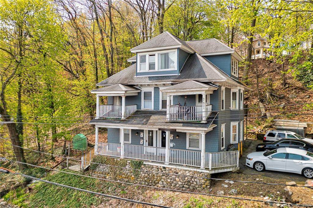 25 Bunker Hill Avenue - Photo 1