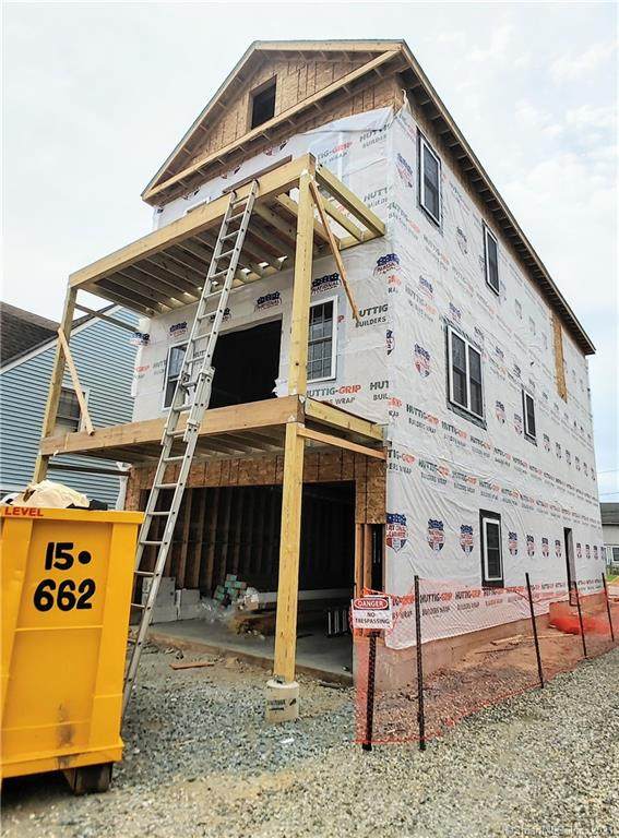 40 Wood Avenue - Photo 1