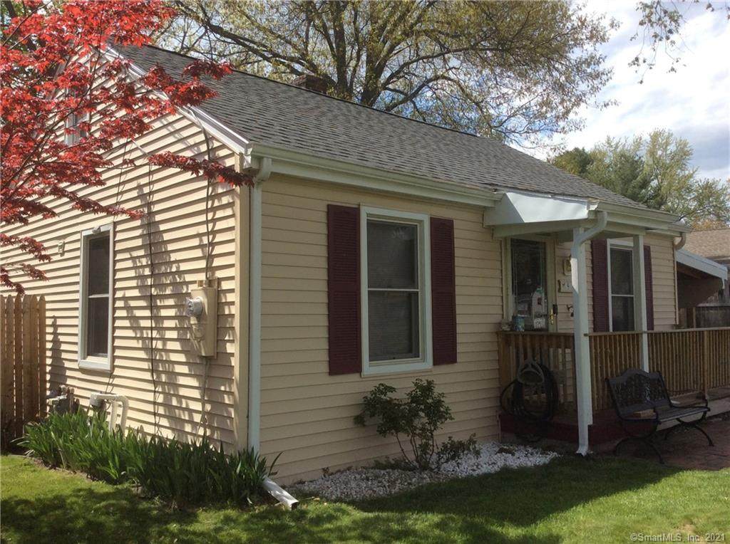 43 Nassau Lane - Photo 1