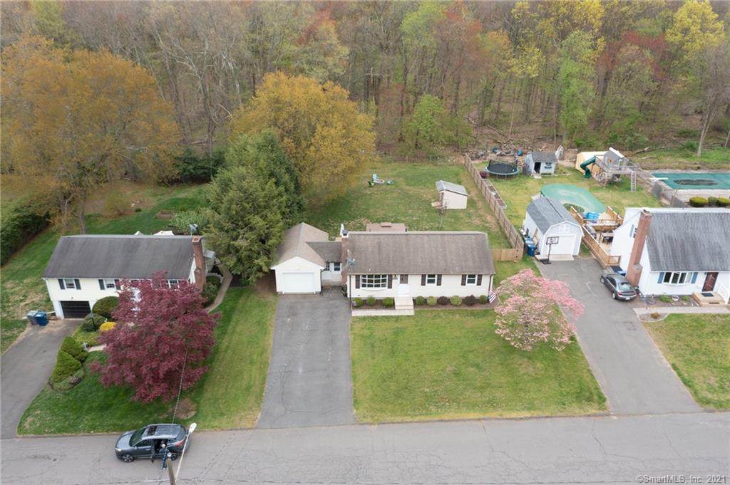 35 Cody Avenue - Photo 1