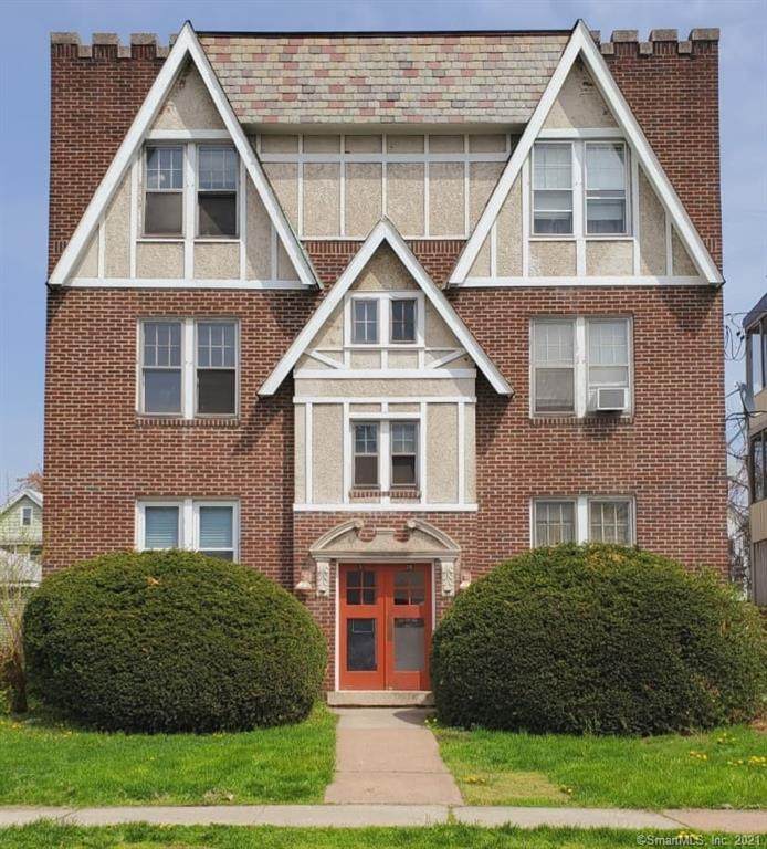 28 Beacon Street - Photo 1