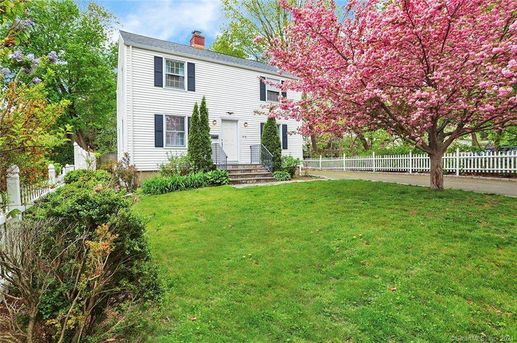 319 Bennett Street - Photo 1