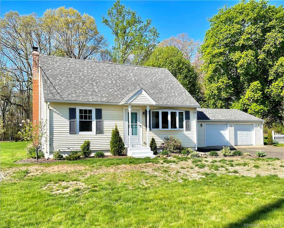 8 Cardinal Drive - Photo 1