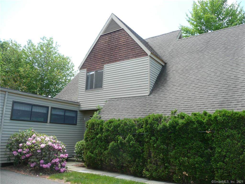 8 Arrowwood Court - Photo 1