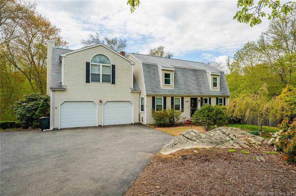 109 Flanders Road - Photo 1