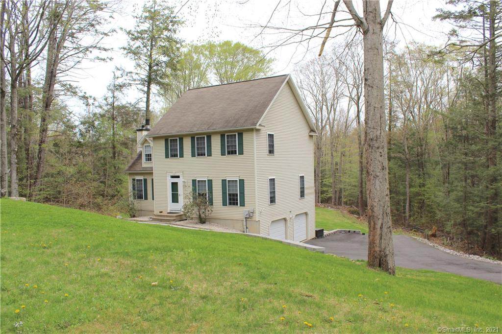 10 Stirrup Lane - Photo 1
