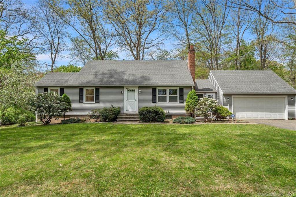 9 Robin Ridge Drive - Photo 1