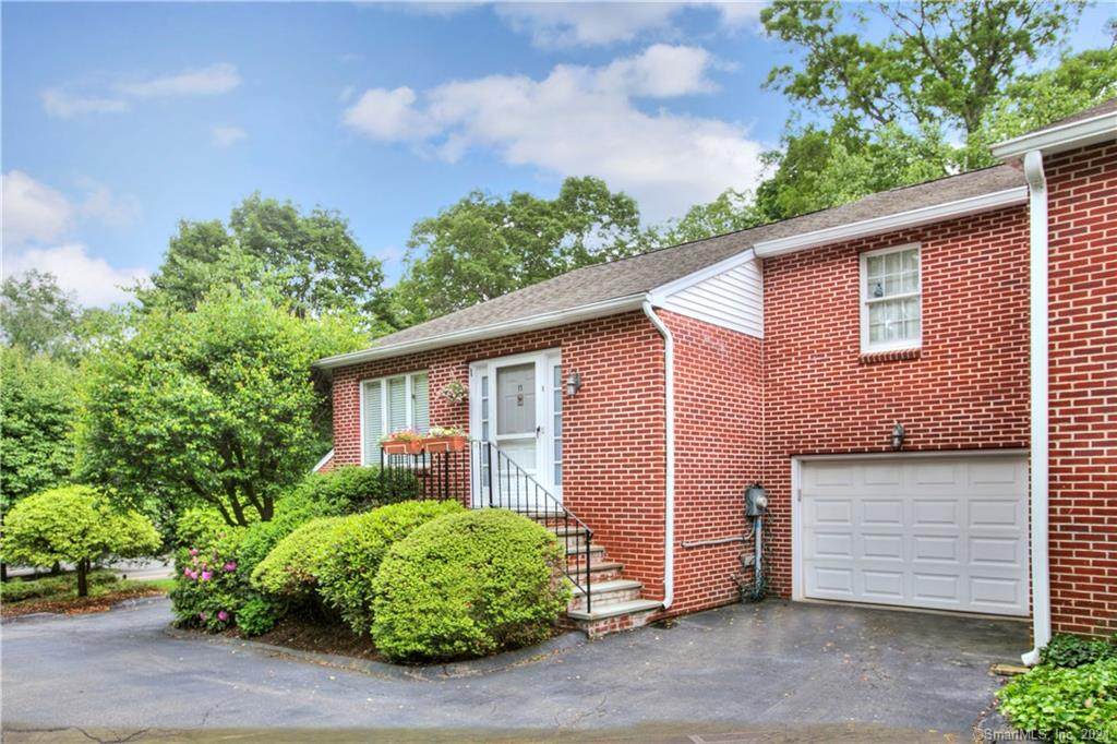 109 Forest Street - Photo 1