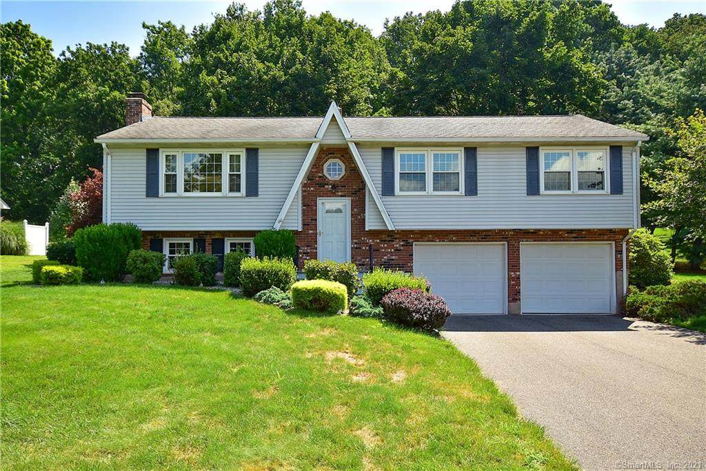 60 Wynding Brook Drive - Photo 1