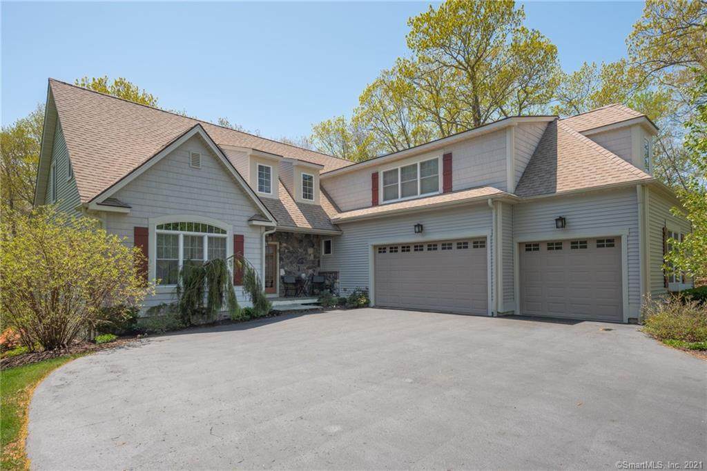 8 Bishop Road - Photo 1