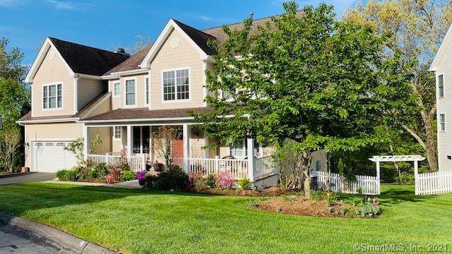 2 Washington Circle - Photo 1