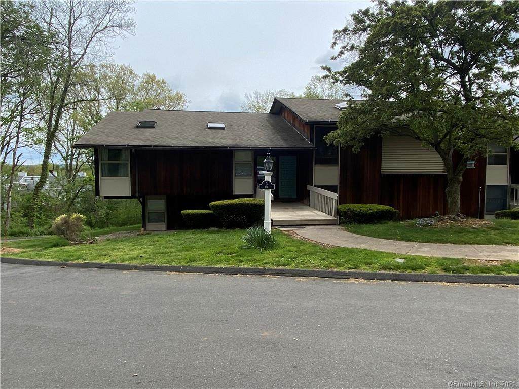 3 Country Squire Drive - Photo 1