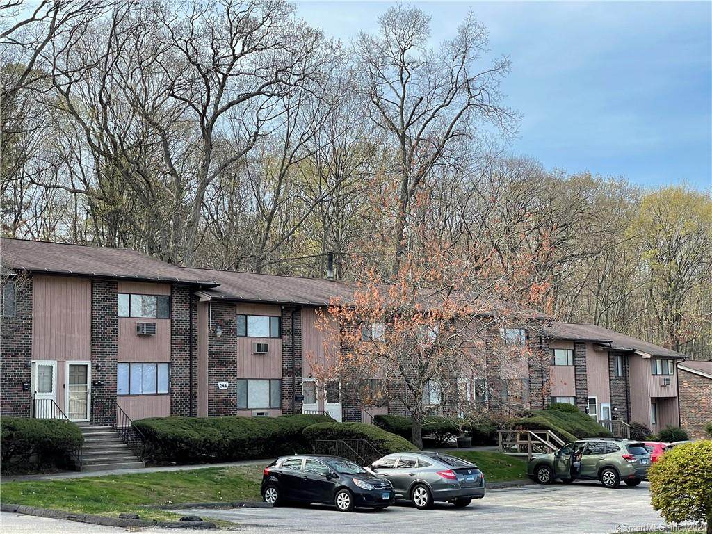 240 Oakville Avenue - Photo 1