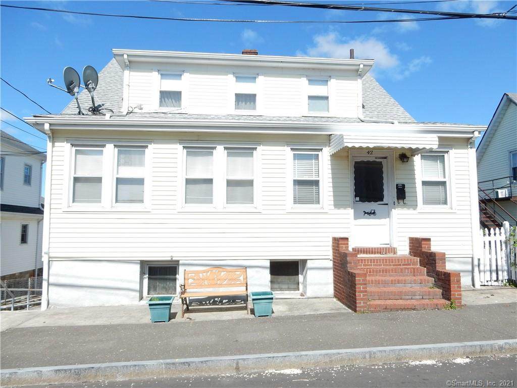 42 Alexander Street - Photo 1