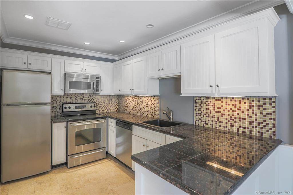 2289 Bedford Street - Photo 1