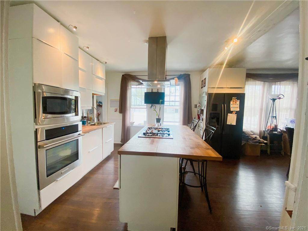 170 Brentwood Avenue - Photo 1